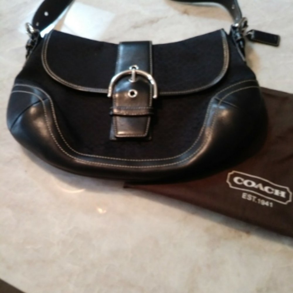 Coach Signature Handbag (with dustbag)